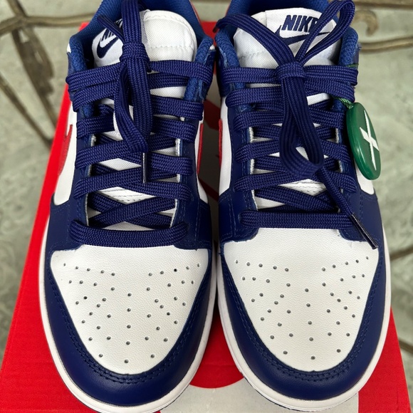 Women’s Nike dunk low USA 6.5 - Picture 2 of 7